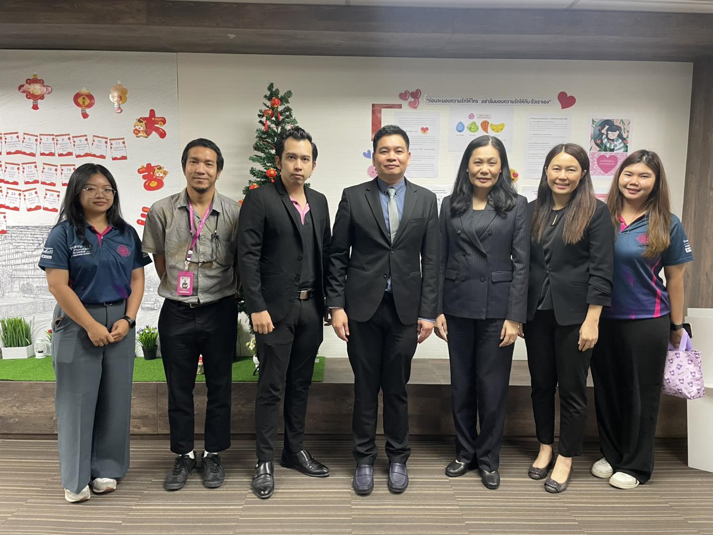 องค์การค้าหารือกับ สสวท. เรื่อง การผลิตหนังสือ แบบเรียนประจำปี 2569 และแผนพัฒนาสื่อการเรียนการสอนของบอร์ดเกมเชิงวิชาการ